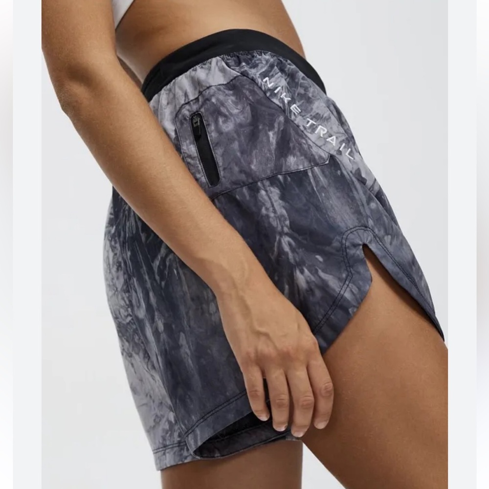 Nike Trail‎ Repel Shorts size Small
